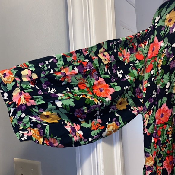 NEW Wednesdays Girl plus dress with long sleeves and button bodice - Picture 3 of 7